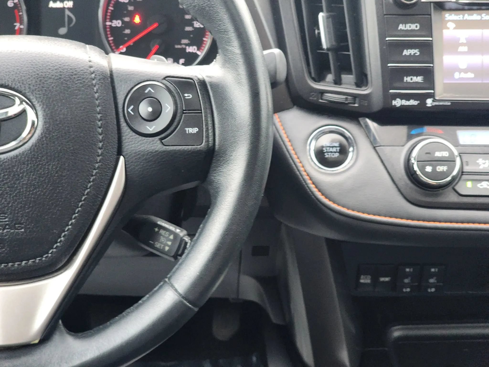 Used 2016 Toyota RAV4 SE AWD/4WD image 12