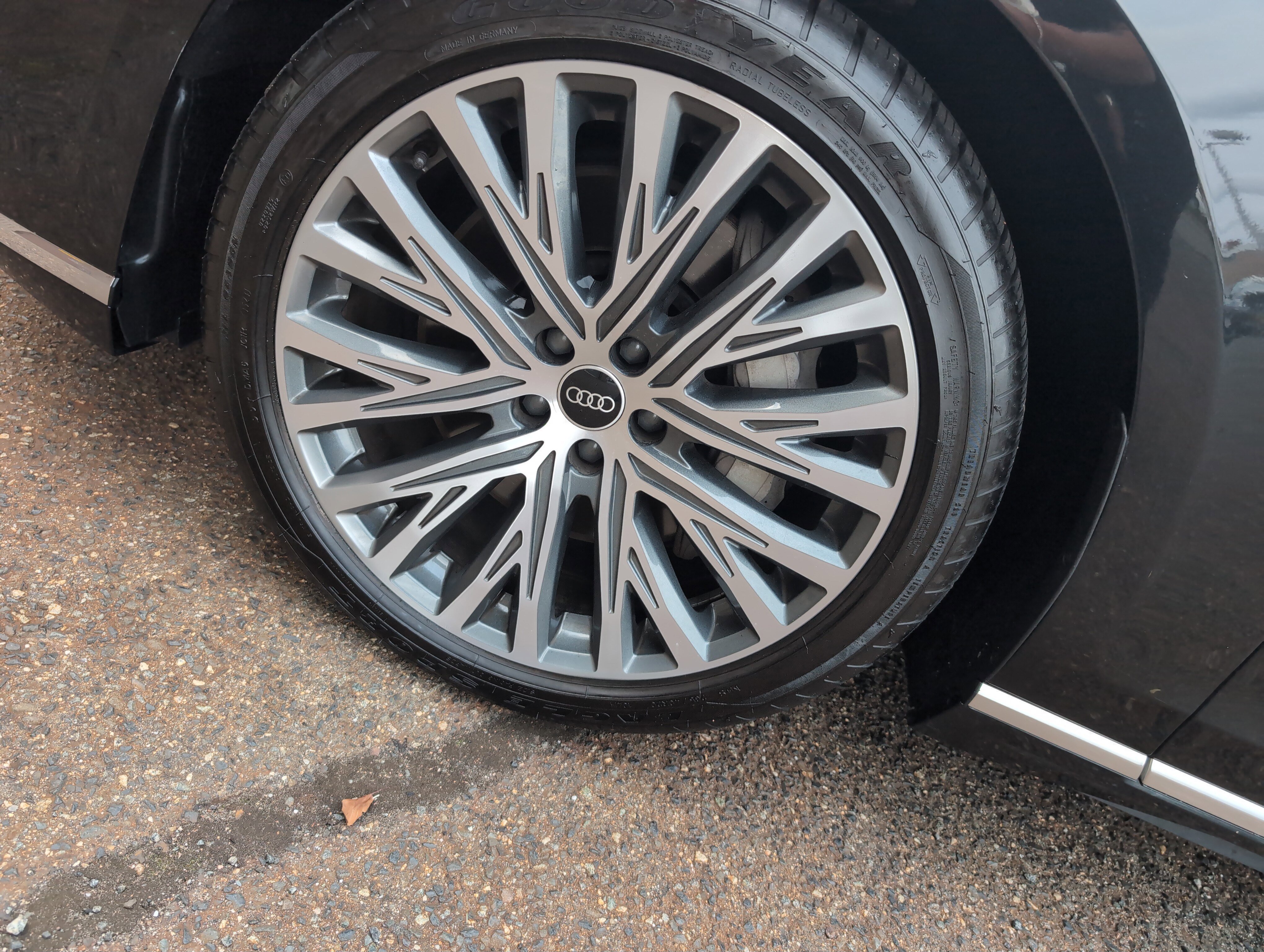 Used 2021 Audi A8 L 3.0T image 10