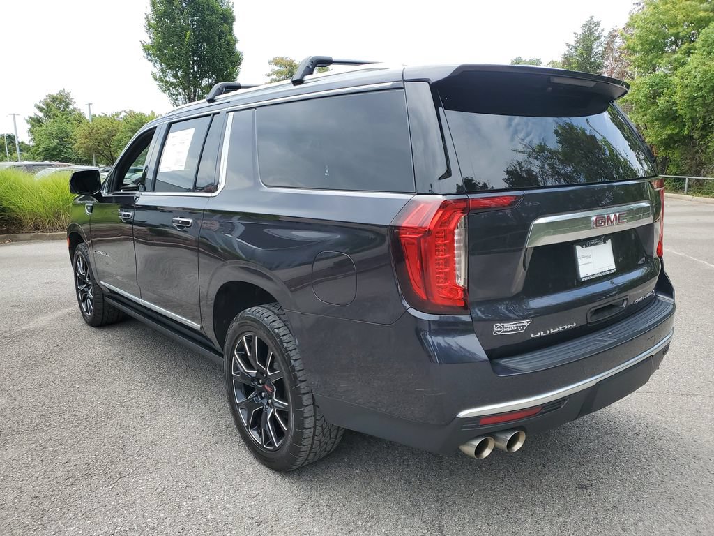Used 2023 GMC Yukon XL Denali AWD/4WD image 3