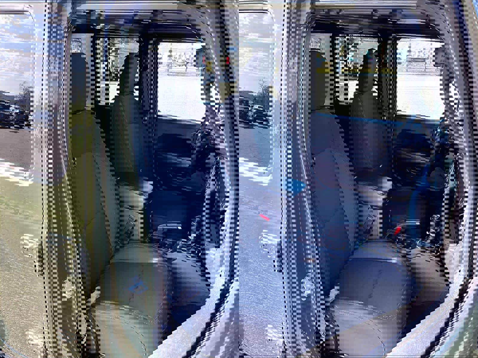 Used 2023 Jeep Wrangler Unlimited w/ Cold Weather Group image 11