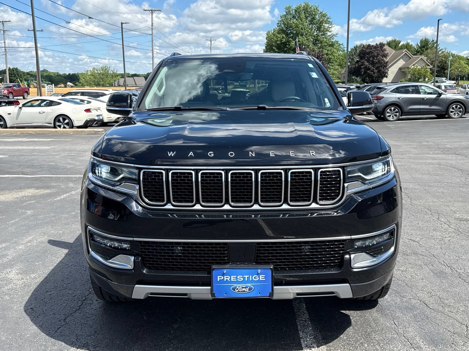Used 2022 Jeep Wagoneer Series II w/ Premium Group I AWD/4WD image 18