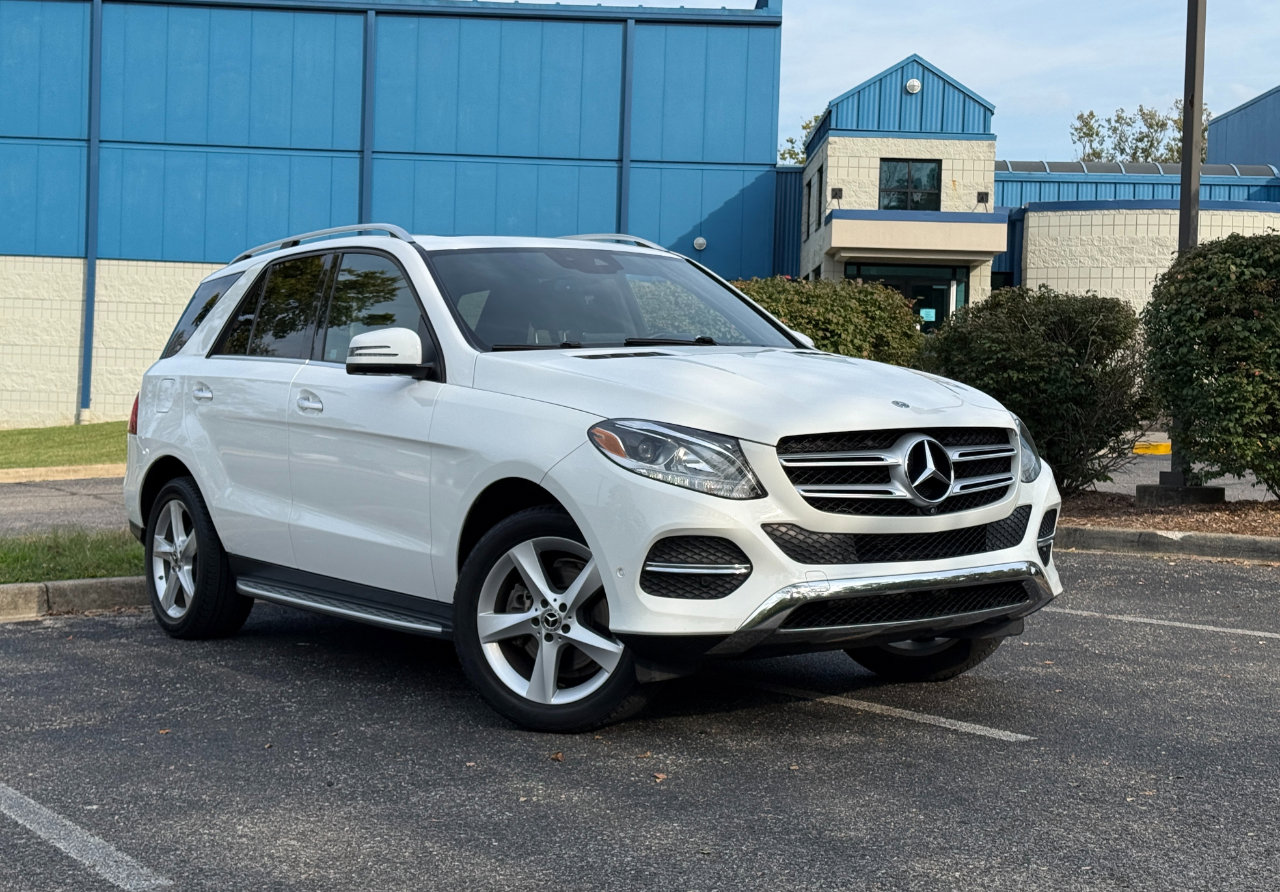Used 2018 Mercedes-Benz GLE 350 4MATIC image 3