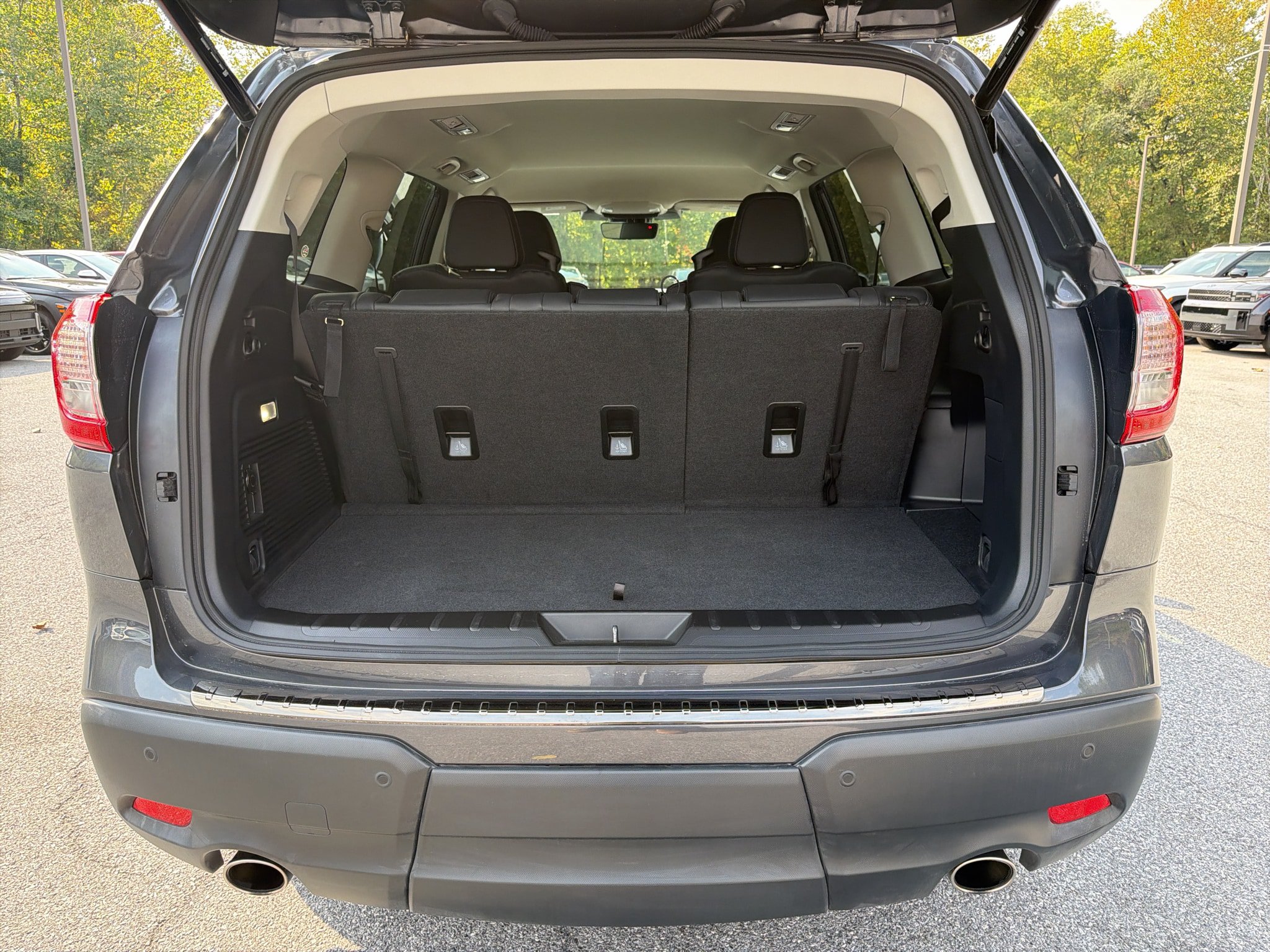 Certified 2026 Subaru Ascent Premium AWD/4WD image 32