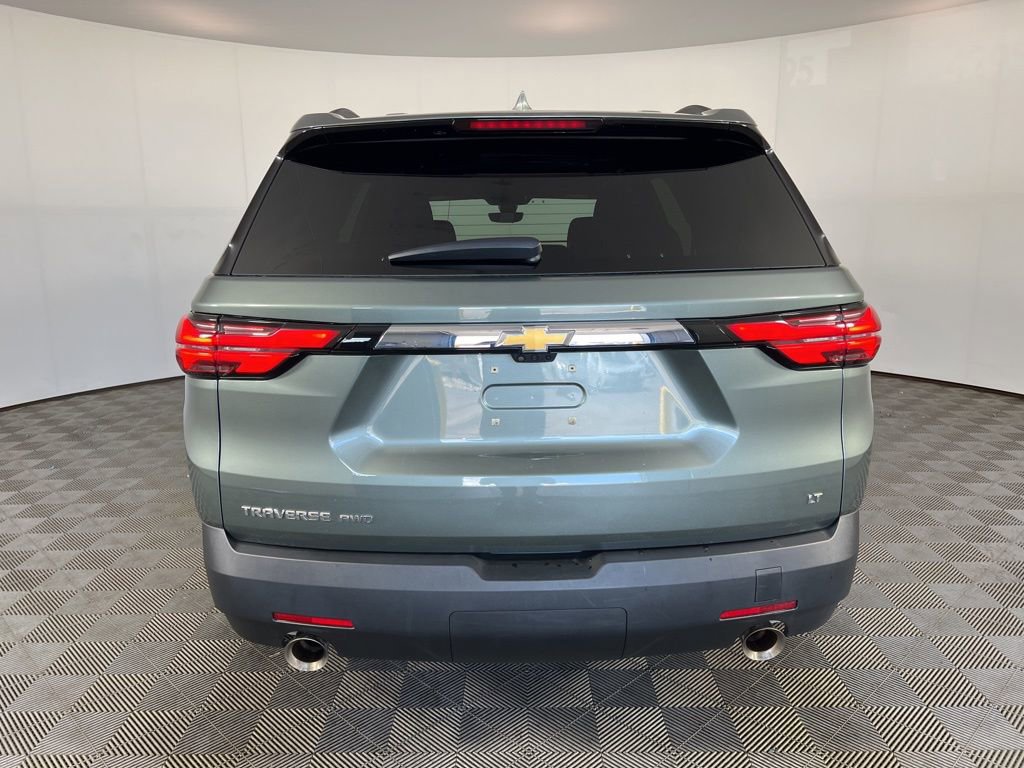 Used 2023 Chevrolet Traverse LT w/ Rear Camera Mirror Package AWD/4WD image 21