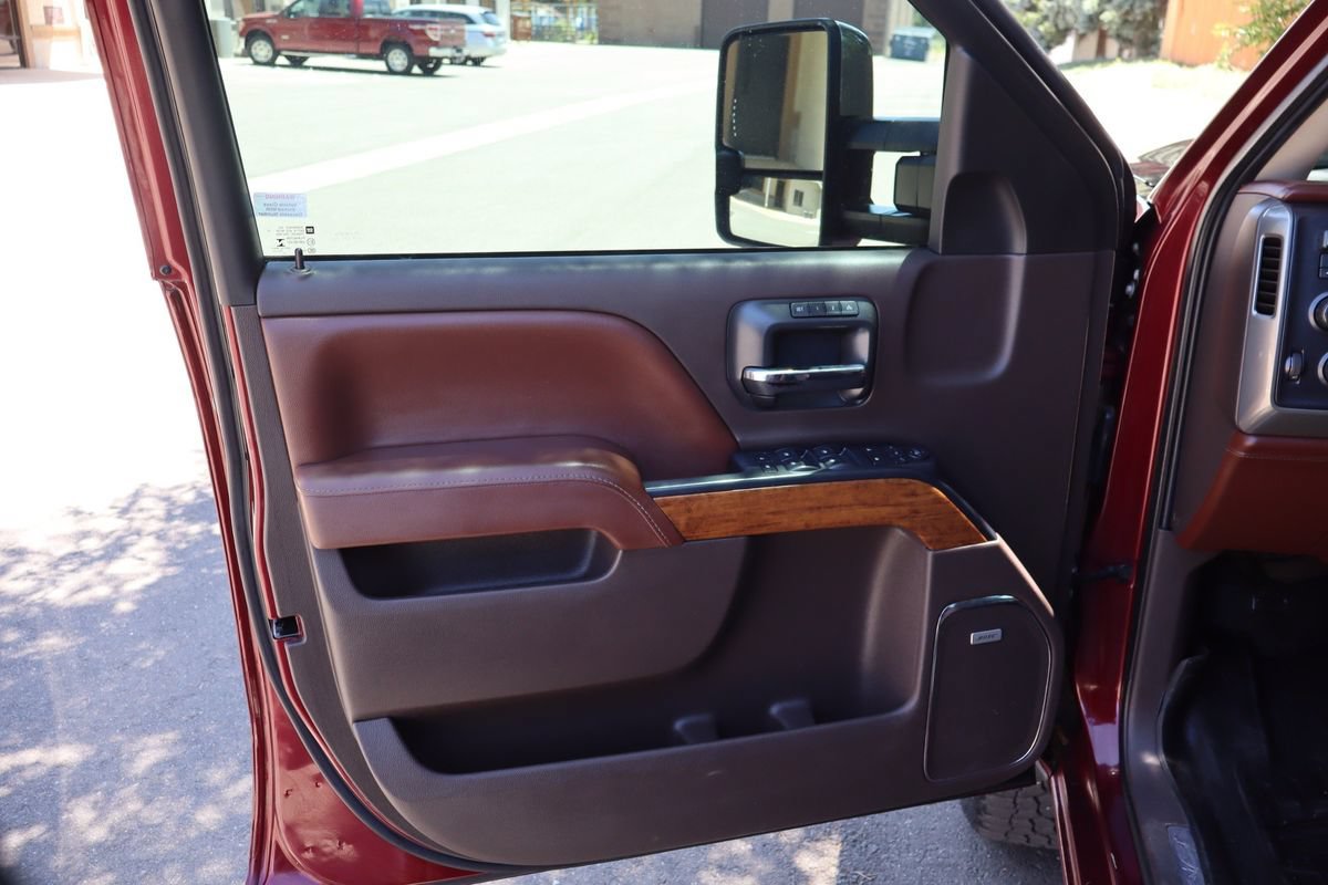 Used 2016 Chevrolet Silverado 2500 High Country w/ Duramax Plus Package AWD/4WD image 23