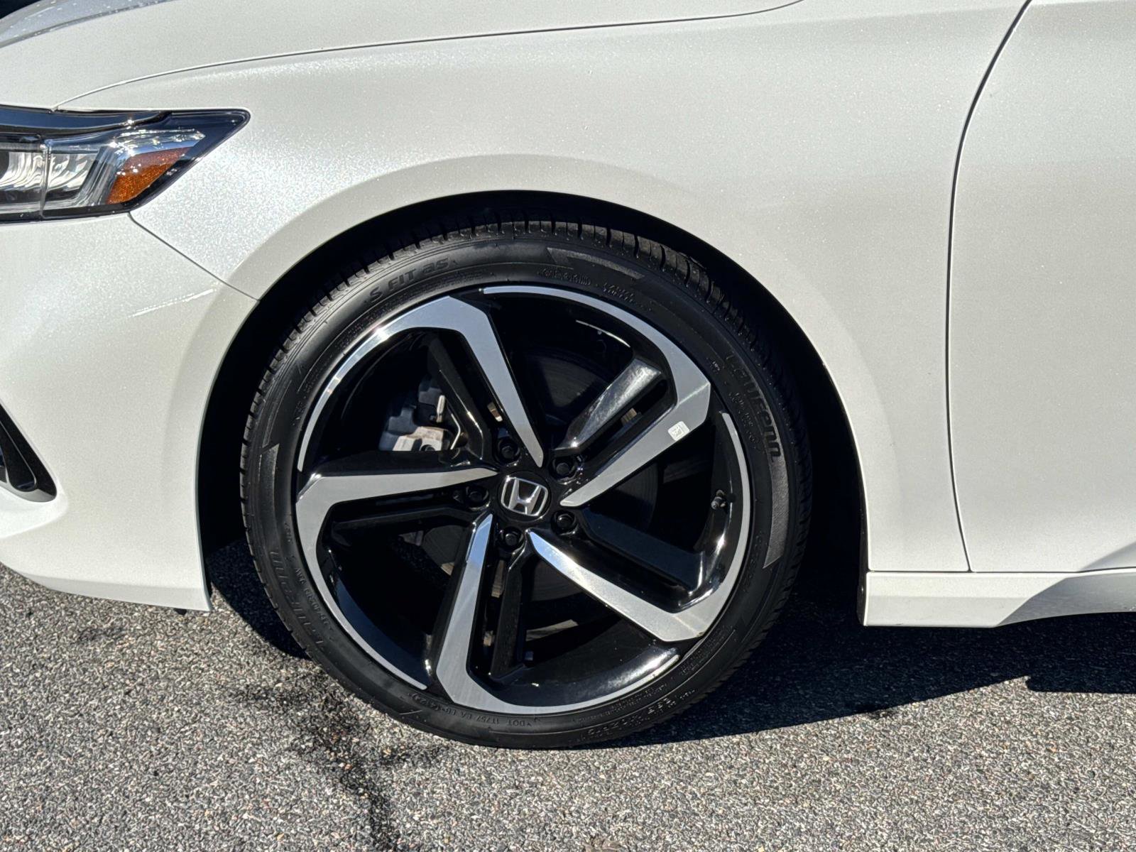 Certified 2022 Honda Accord Sport Special Edition image 28