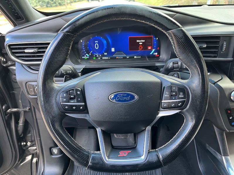 Used 2020 Ford Explorer ST w/ Premium Technology Package image 11