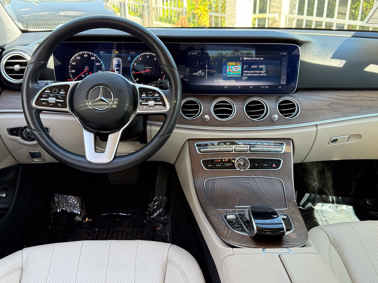 Used 2020 Mercedes-Benz E 350 Sedan image 43