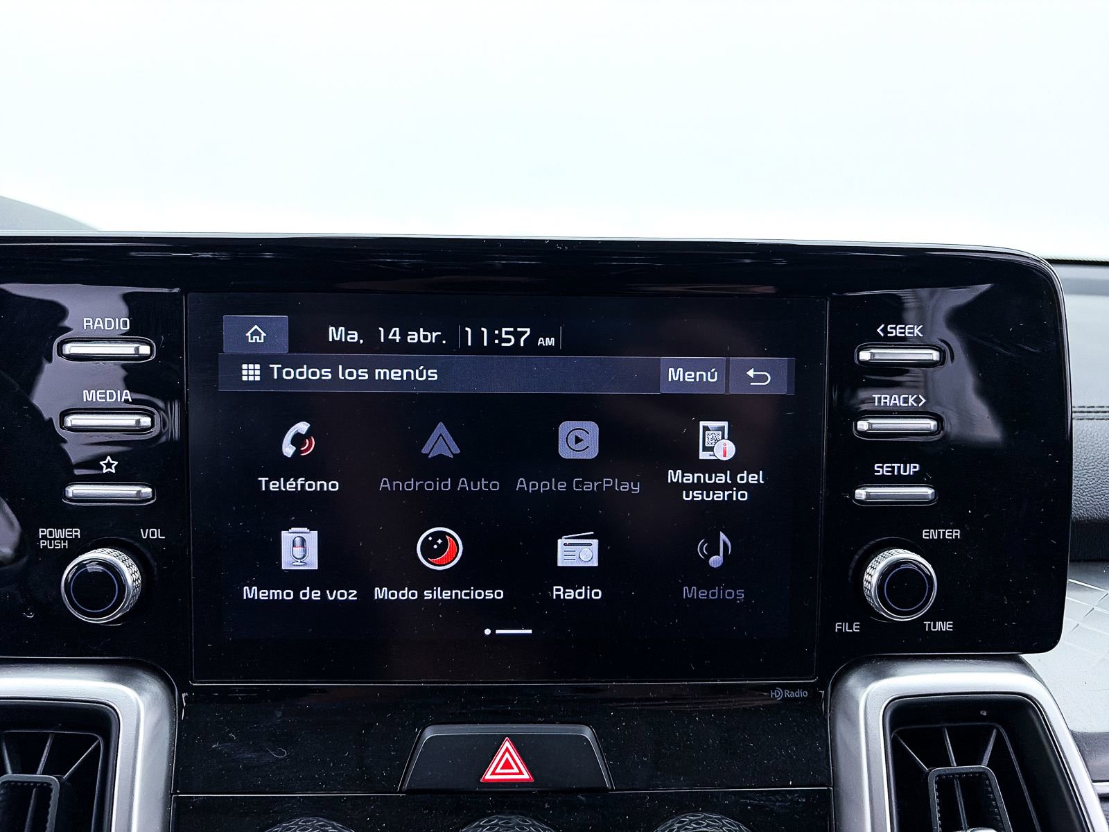 Used 2021 Kia Sorento LX image 16
