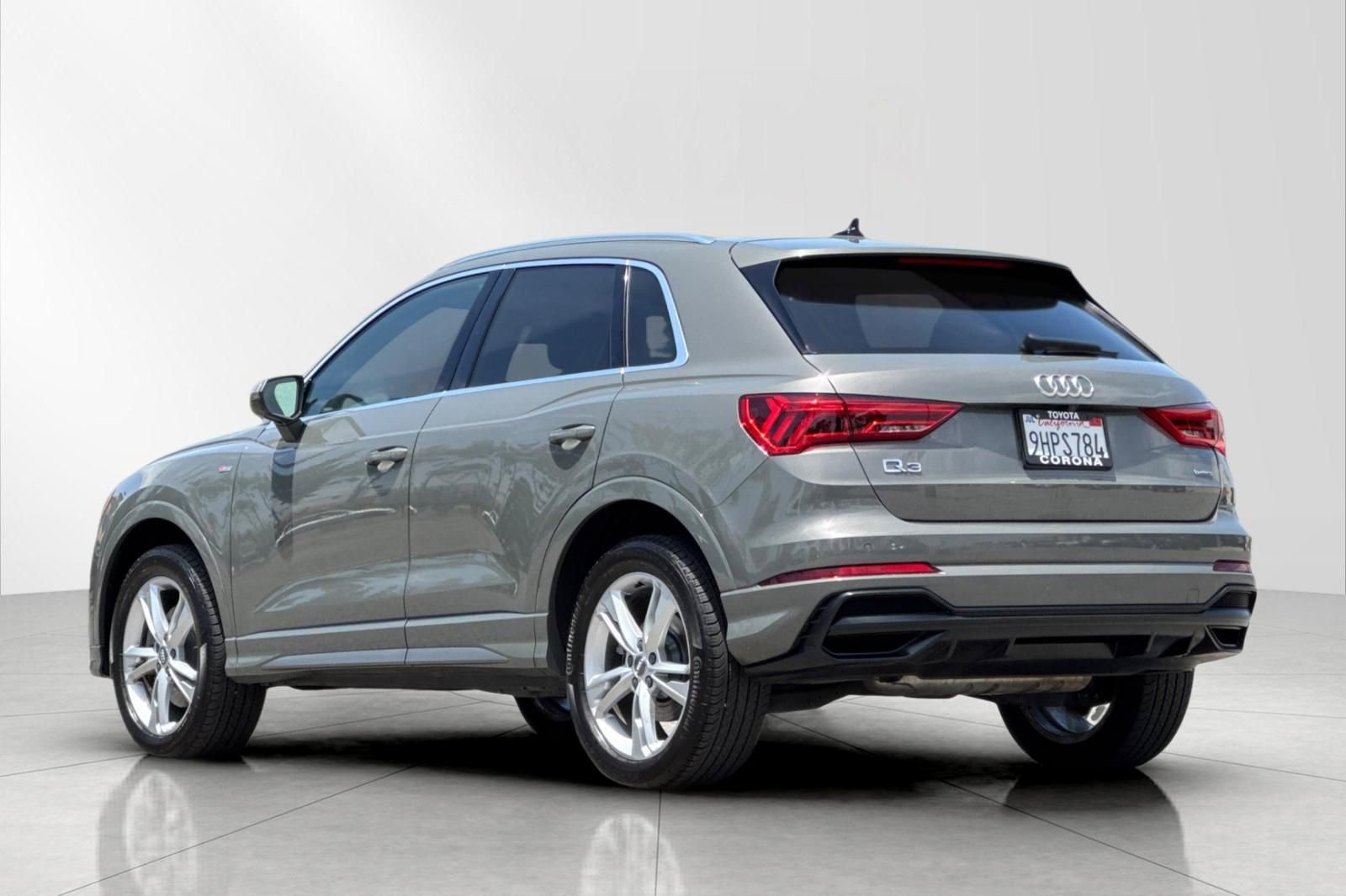 Used 2020 Audi Q3 2.0T Premium AWD/4WD image 5
