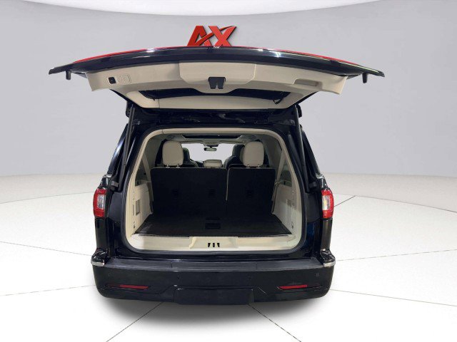 Used 2020 Lincoln Navigator L Black Label w/ Cargo Convenience Package image 52