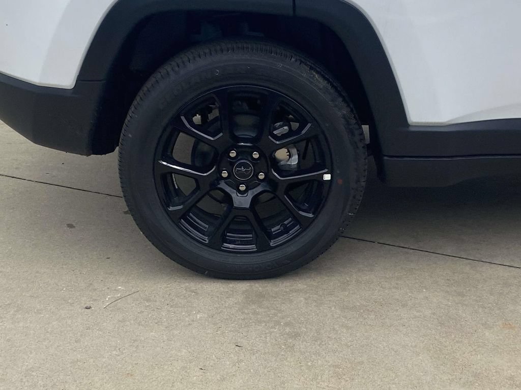 New 2026 Jeep Compass Latitude AWD/4WD image 37
