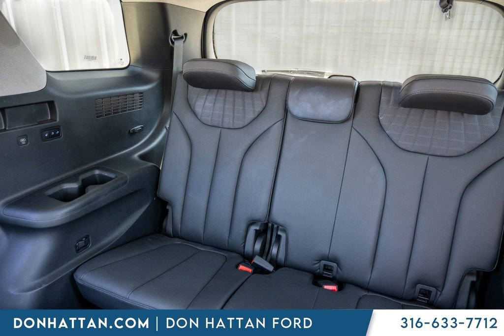 Used 2025 Hyundai Palisade Limited image 24