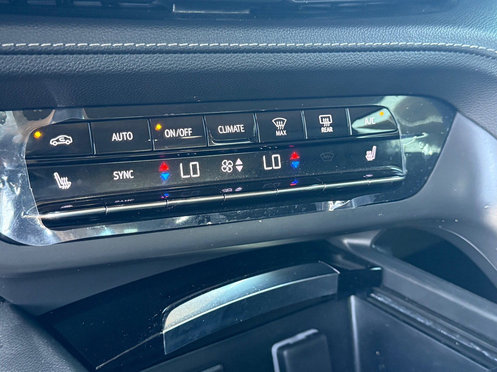 Used 2023 Buick Envision Preferred w/ Sport Touring Package image 19