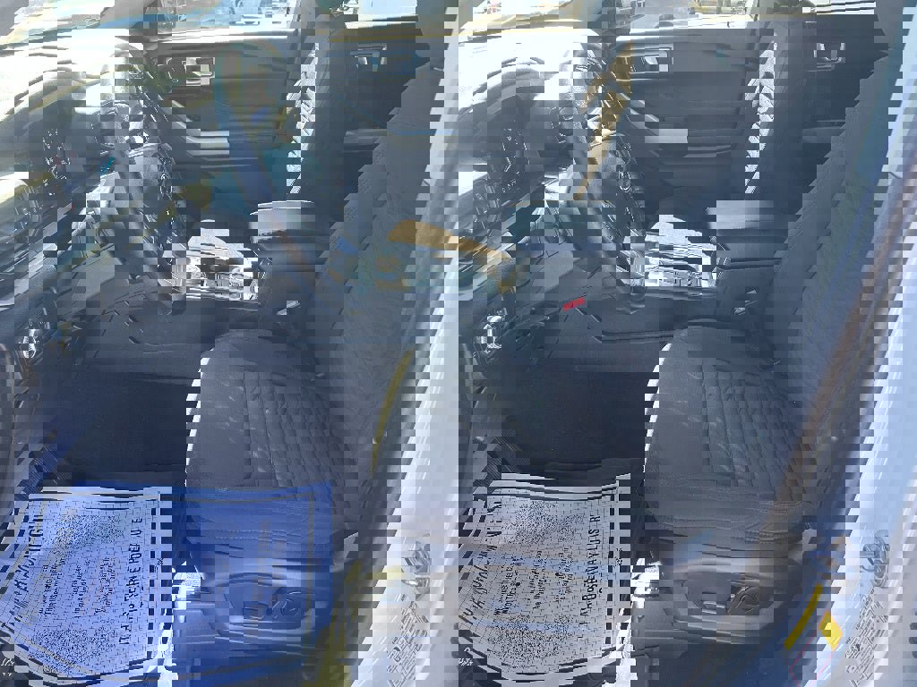 Used 2021 Ford Explorer XLT image 10