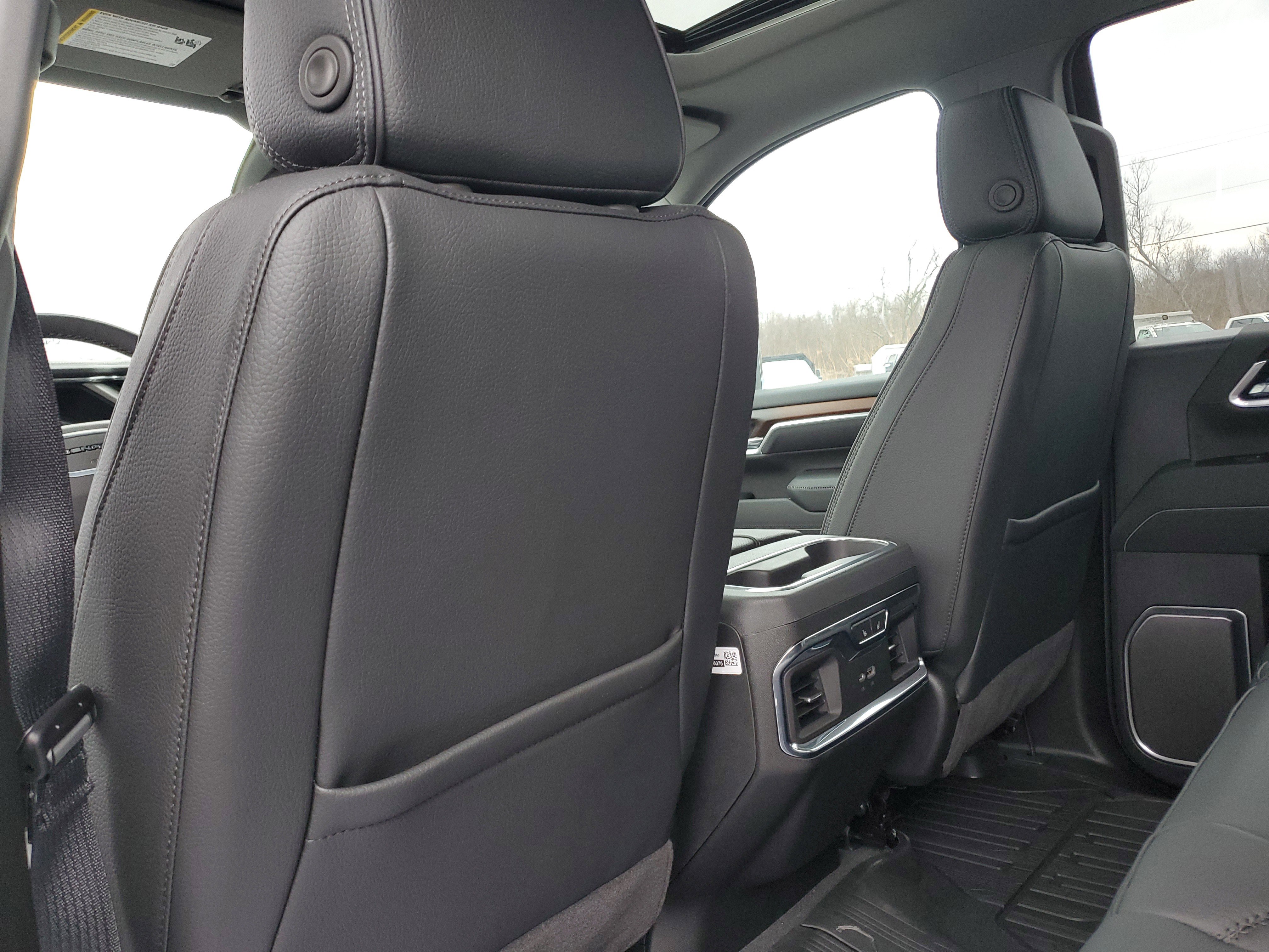 New 2026 GMC Sierra 2500 Denali w/ Denali Reserve Package image 29