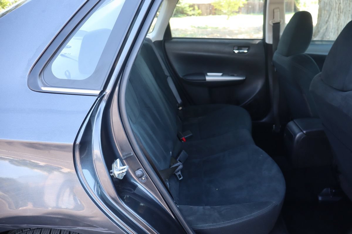 Used 2010 Subaru Impreza 2.5i Premium AWD/4WD image 21