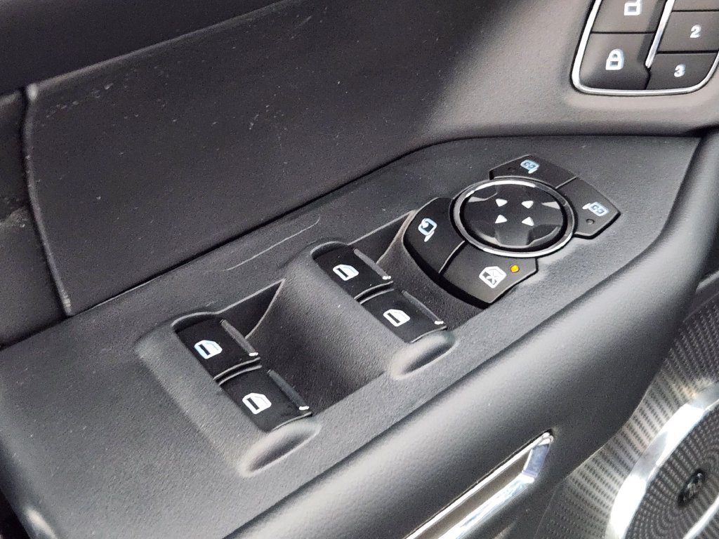 Used 2023 Ford Expedition Max Platinum AWD/4WD image 17