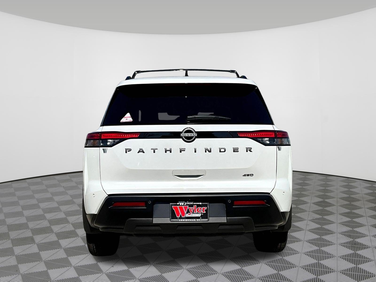 Certified 2026 Nissan Pathfinder SV AWD/4WD image 5