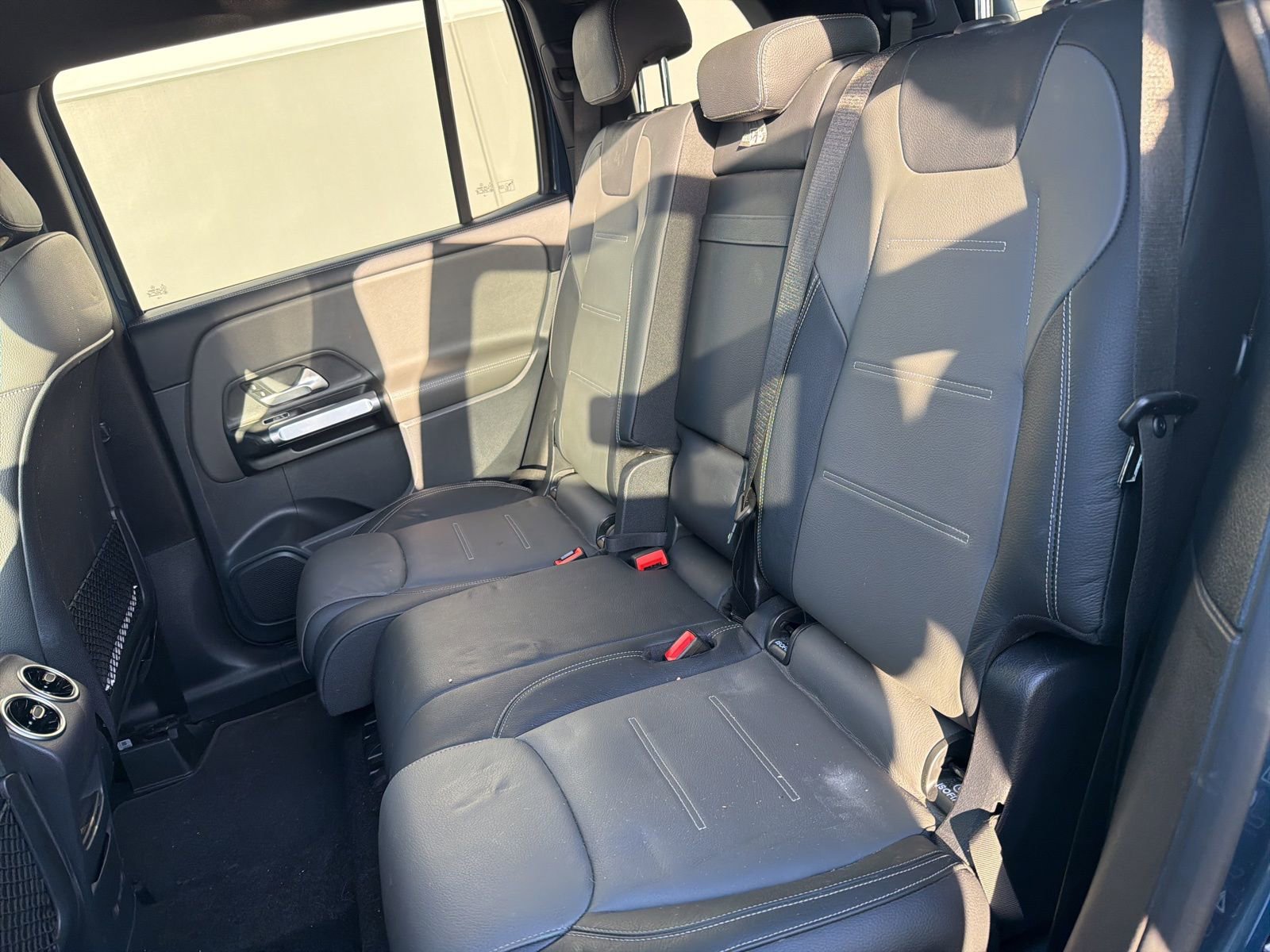 Used 2022 Mercedes-Benz GLB 250 image 7