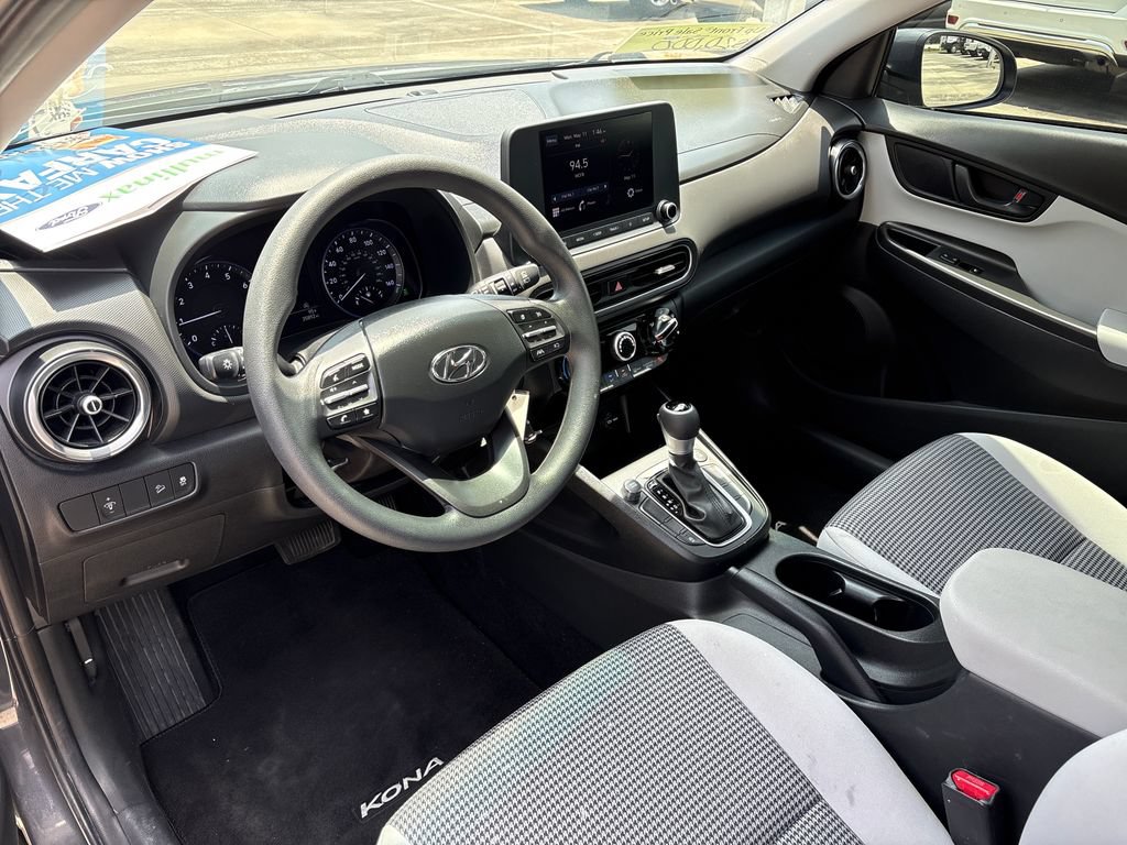 Used 2023 Hyundai Kona SE AWD/4WD image 9