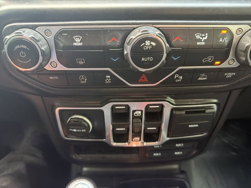 Used 2021 Jeep Gladiator Willys image 35