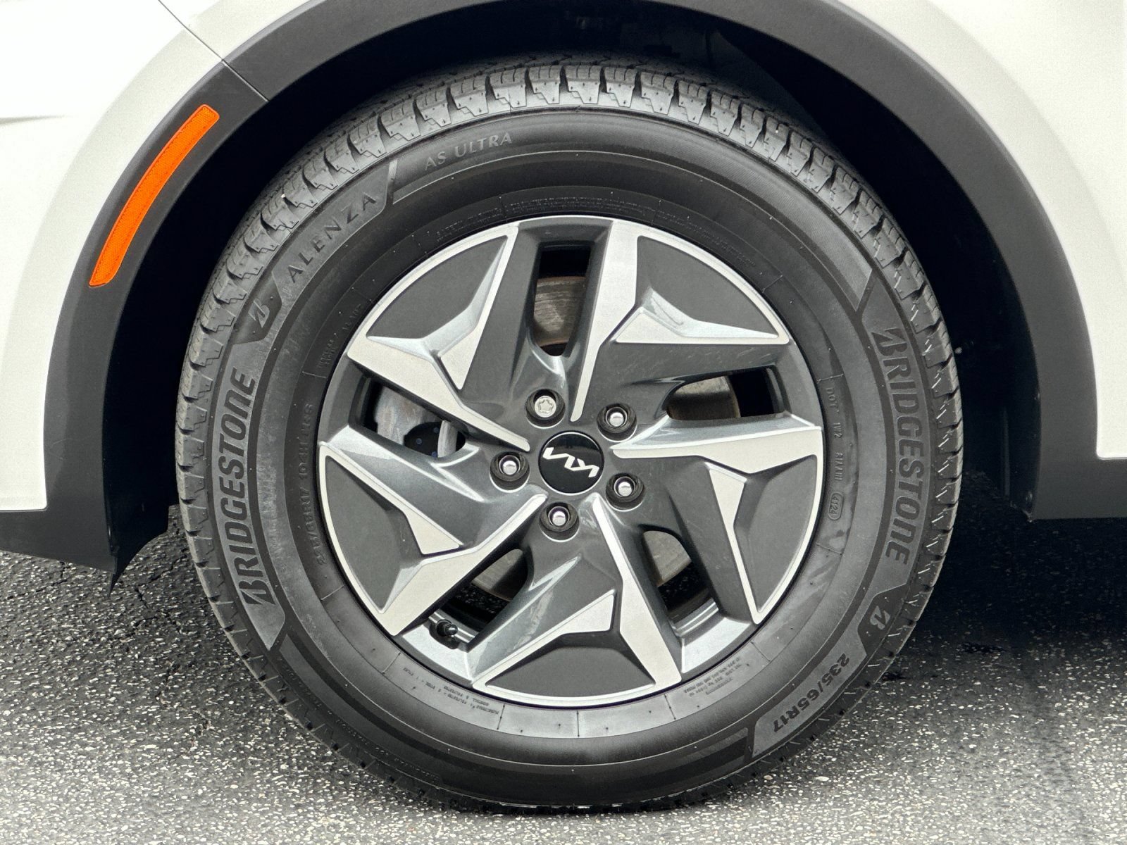 Certified 2023 Kia Sorento EX FWD image 37