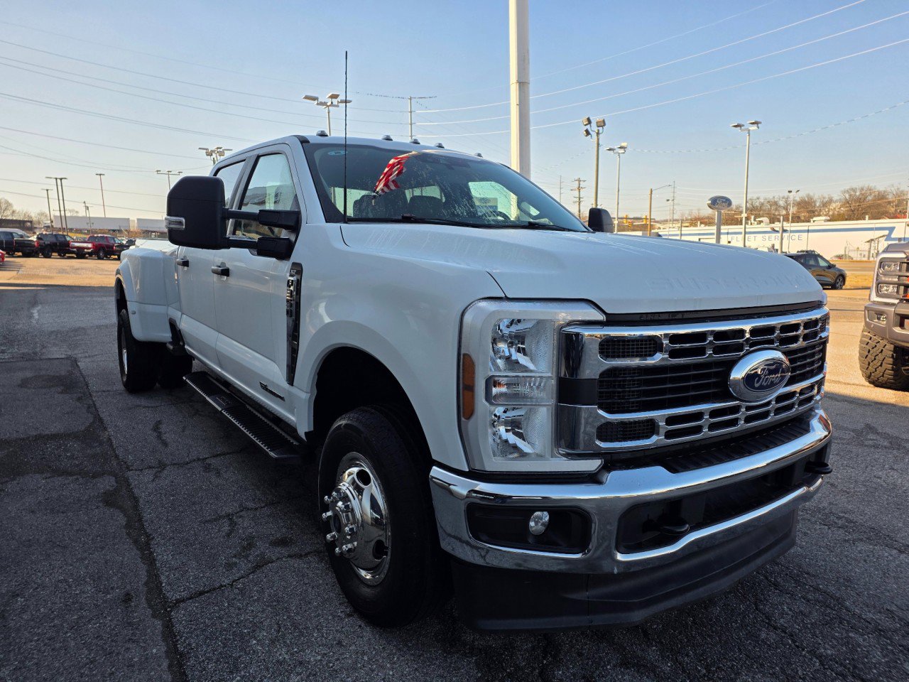 Used 2025 Ford F350 XLT AWD/4WD image 9