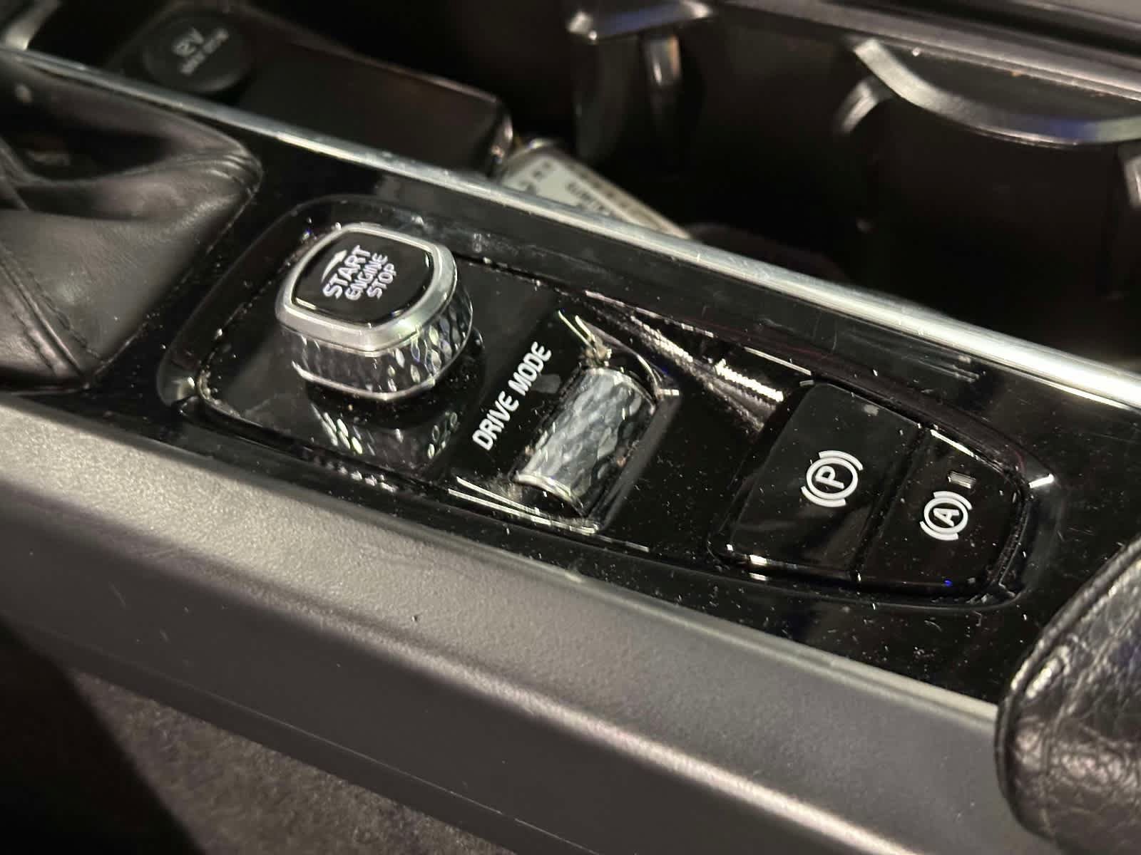 Used 2019 Volvo XC60 T6 Inscription AWD/4WD image 26