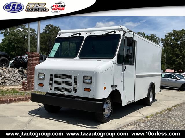 Used 2017 Ford E-350 and Econoline 350 Super Duty w/ A/C Prep Package RWD image 3