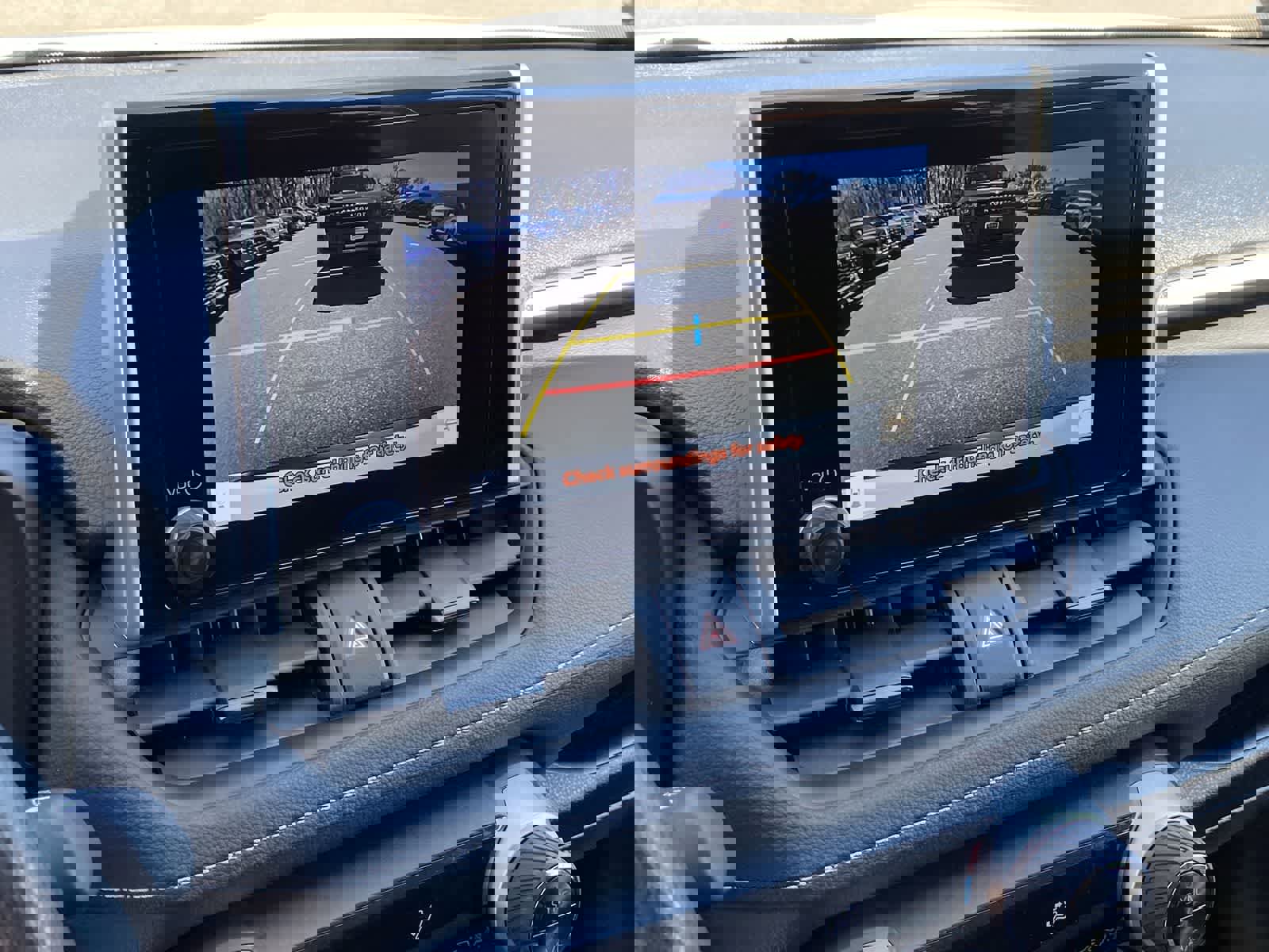 Used 2025 Toyota RAV4 XLE image 30