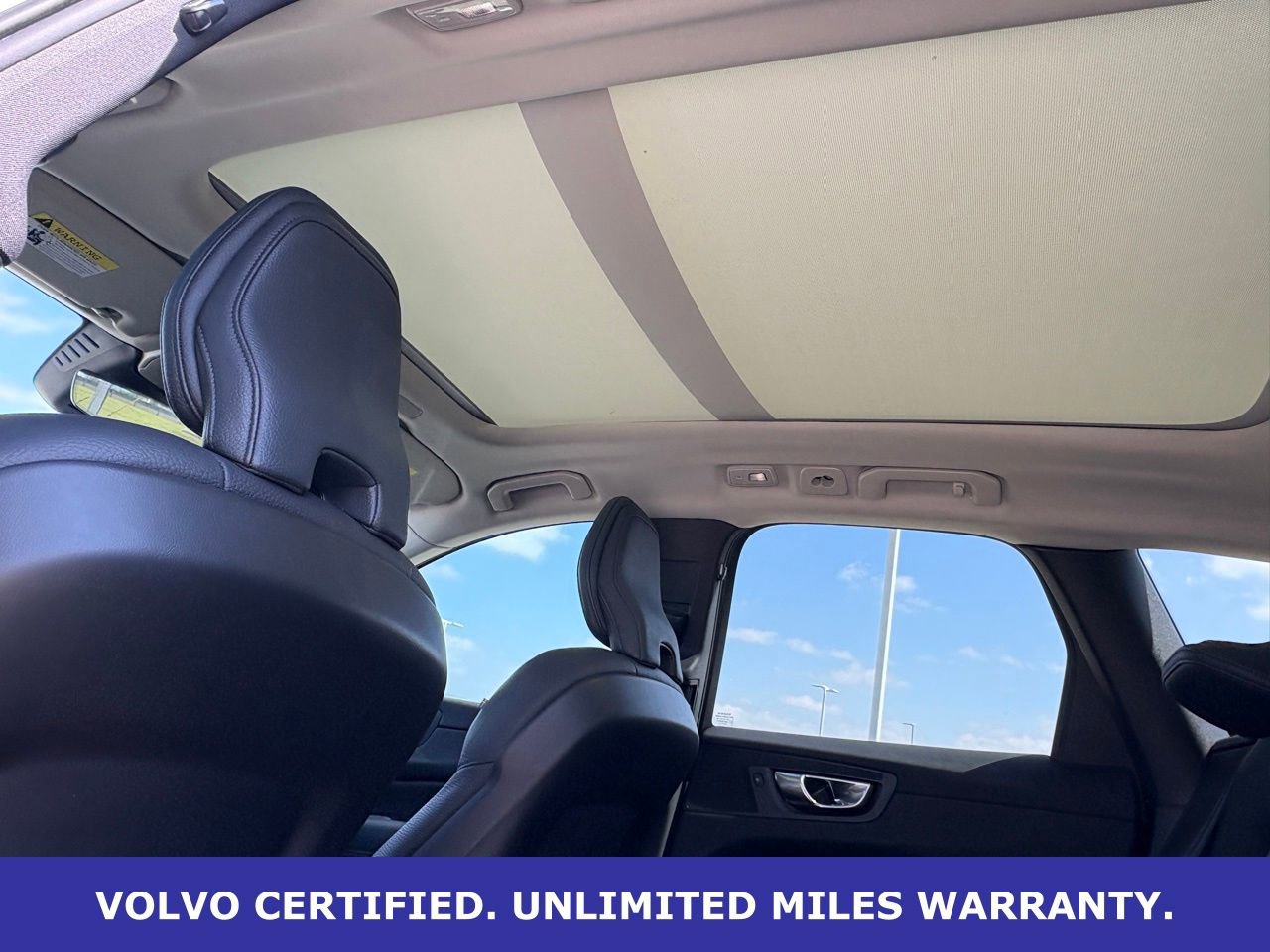 Certified 2023 Volvo XC60 B5 Plus w/ Climate Package image 32