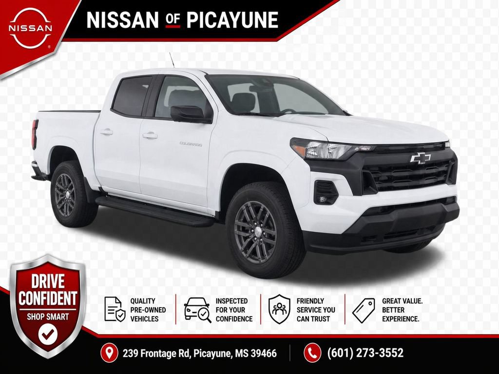 Used 2023 Chevrolet Colorado LT w/ LT Convenience Package RWD image 2