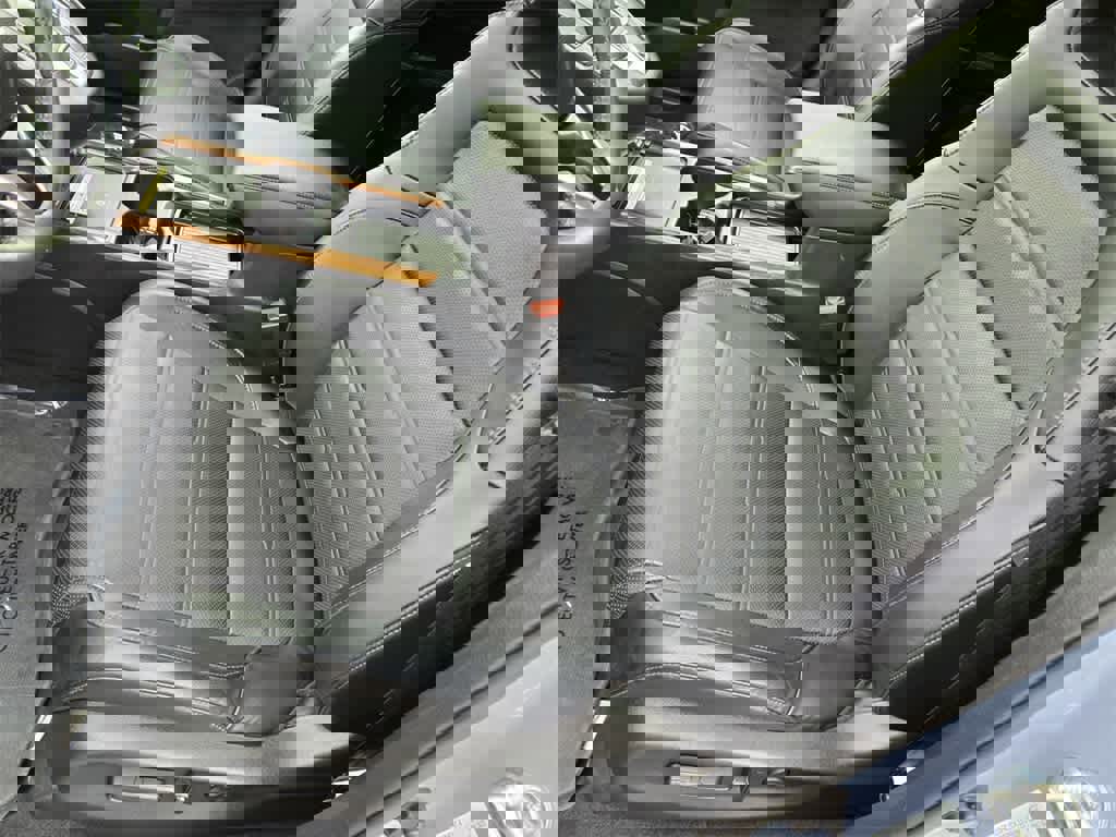 Used 2022 Honda CR-V Touring image 12