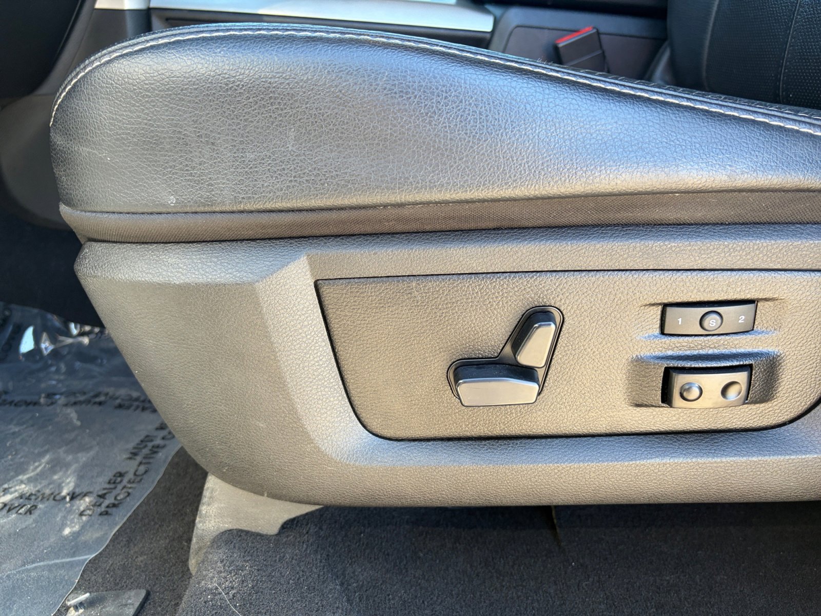 Used 2019 RAM 1500 Laramie w/ Convenience Group AWD/4WD image 15