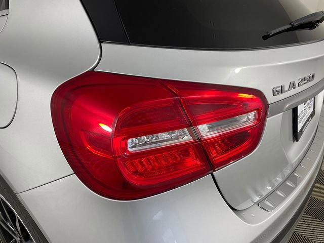 Used 2017 Mercedes-Benz GLA 250 4MATIC image 19