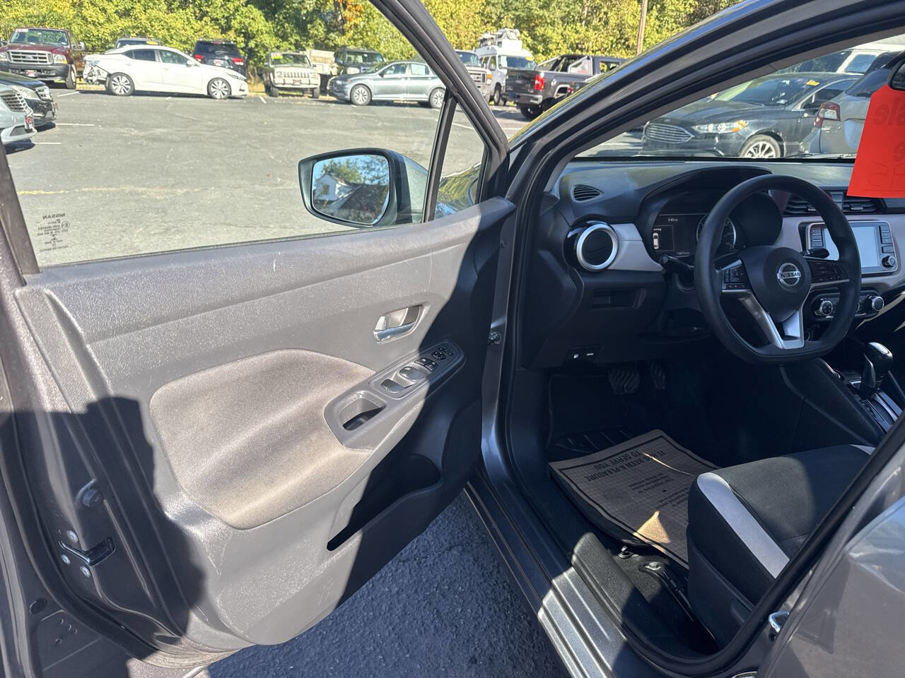 Used 2021 Nissan Versa SV image 11