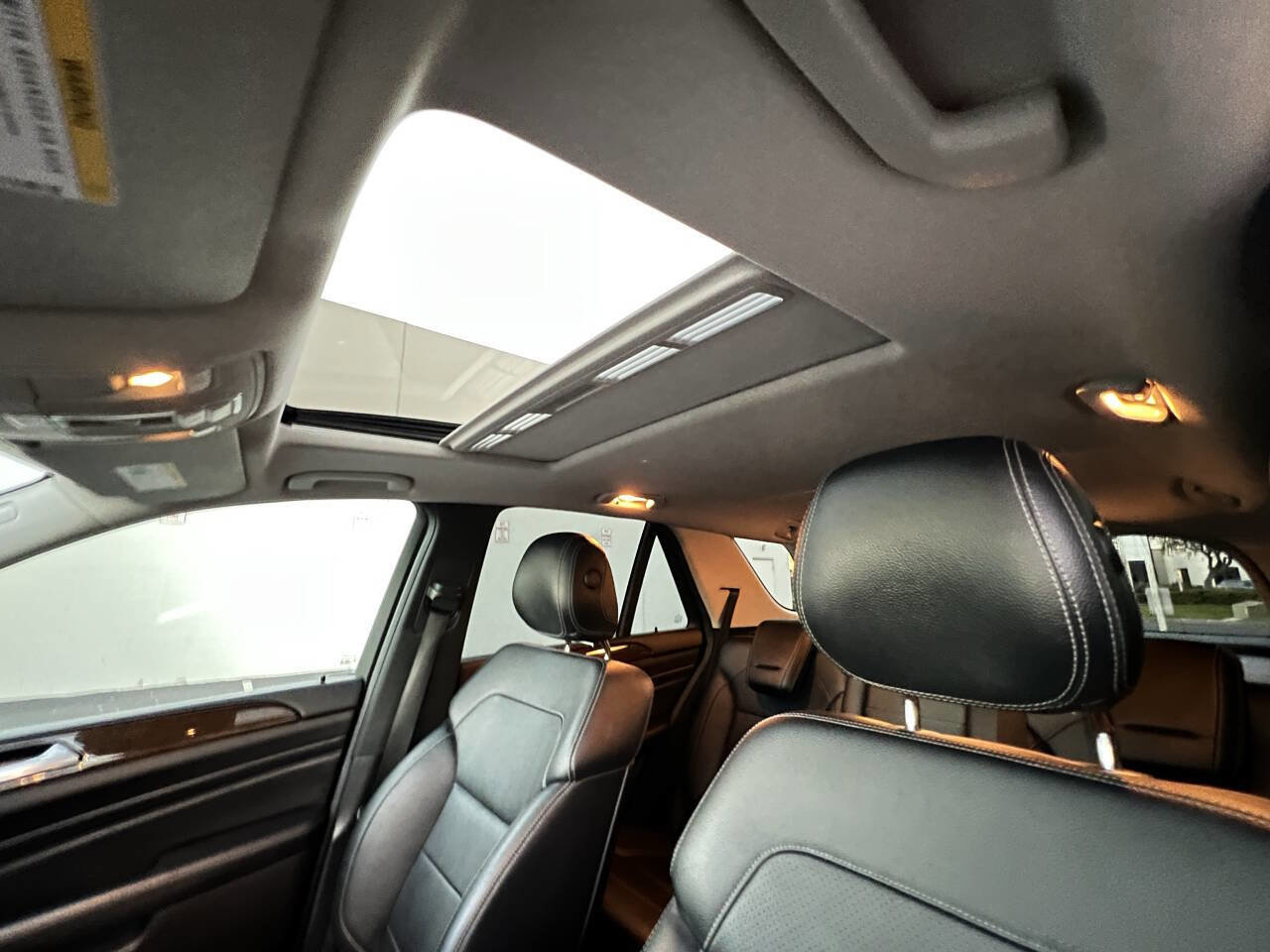 Used 2015 Mercedes-Benz ML 350 2WD w/ Premium 1 Package image 28