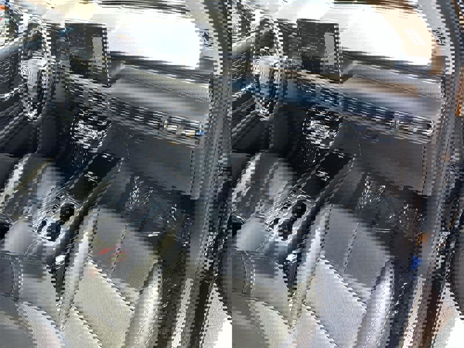 Used 2023 Lincoln Corsair Reserve w/ Equipment Group 202A image 12