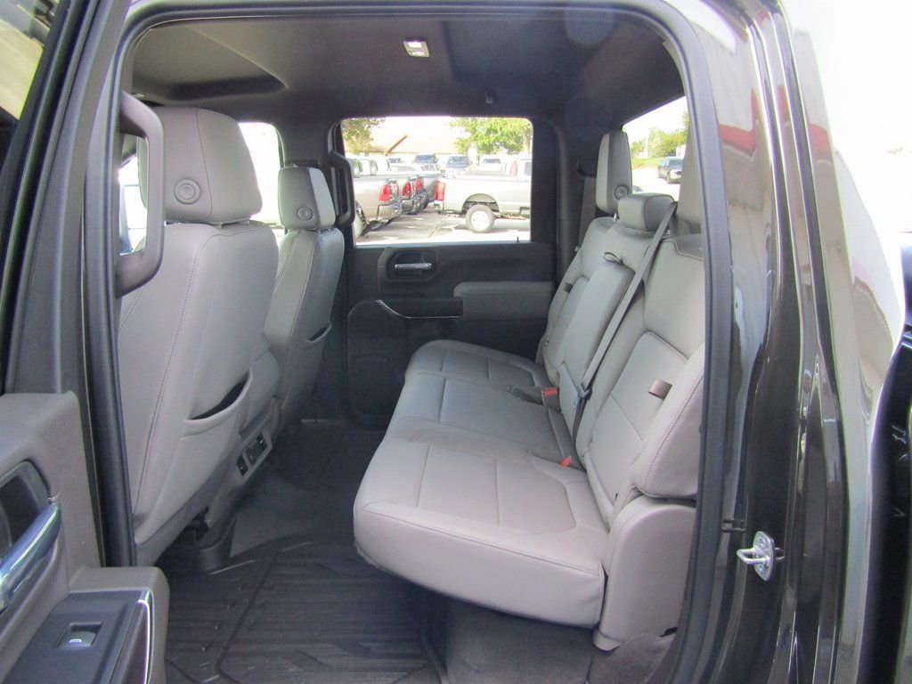 Used 2023 GMC Sierra 2500 SLT image 31