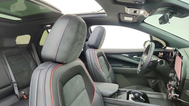 Used 2025 Chevrolet Blazer EV RS image 22