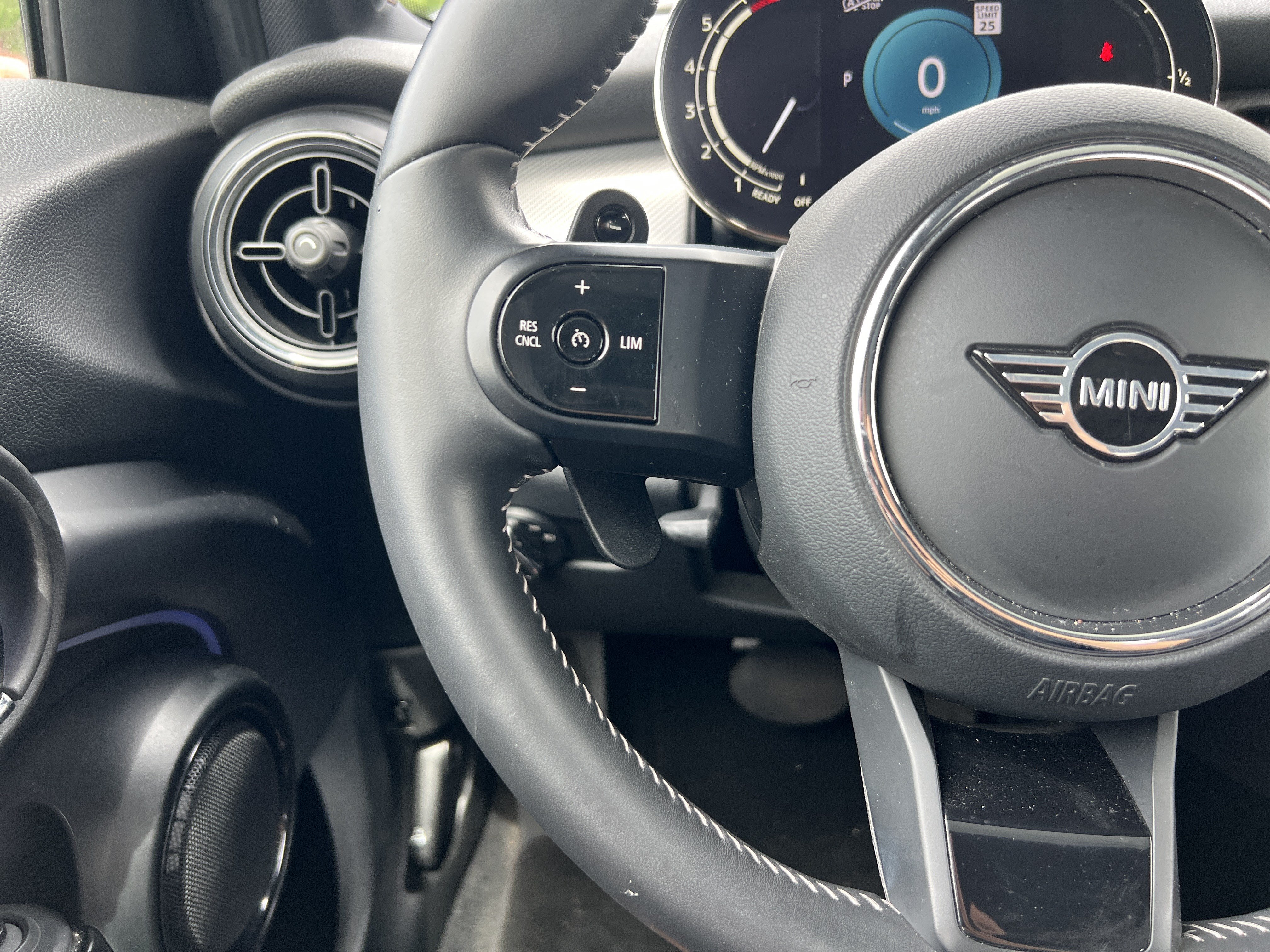 Used 2022 MINI Cooper S FWD image 19