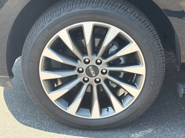 Used 2021 Lincoln Navigator L Reserve w/ Luxury Package AWD/4WD image 13