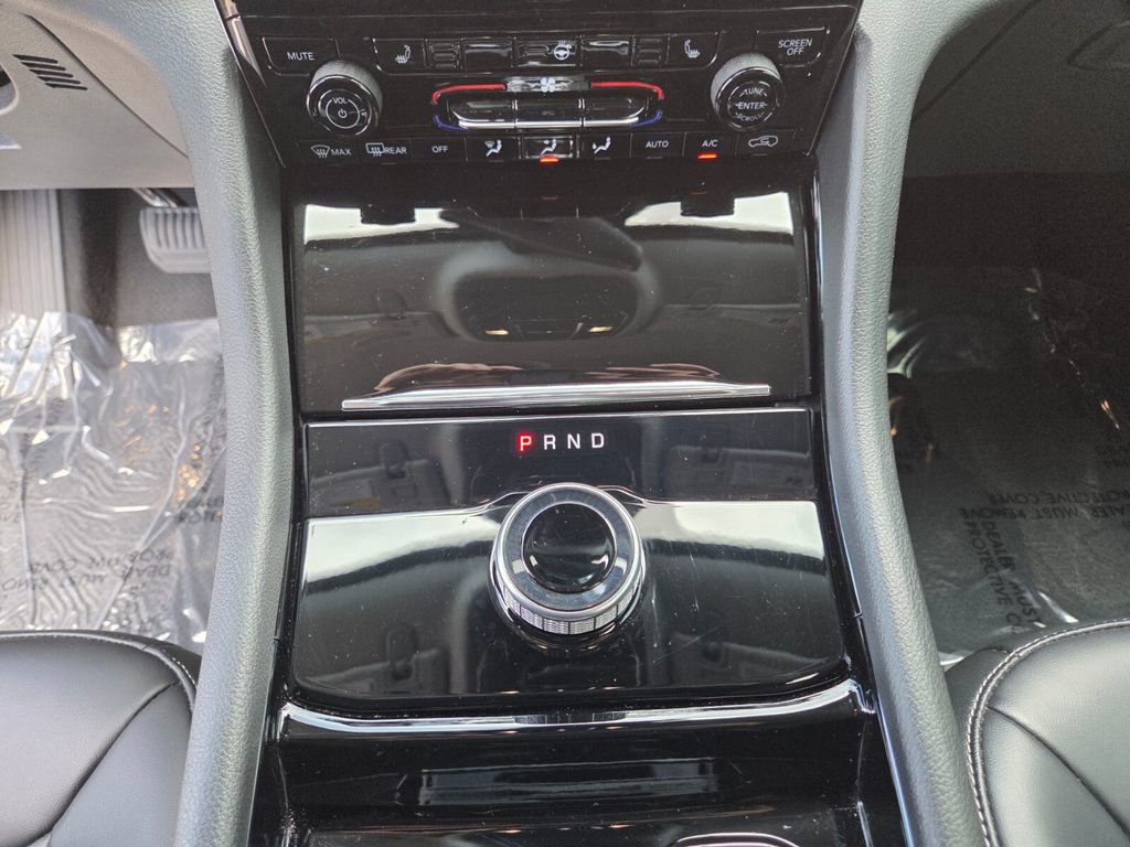 Used 2023 Jeep Grand Cherokee Limited RWD image 32