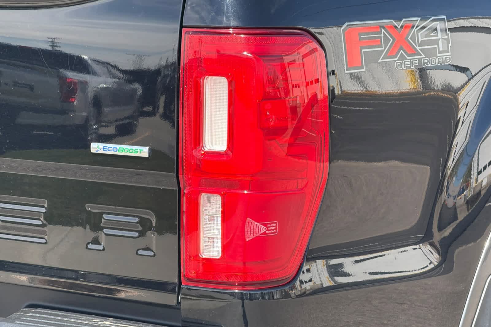 Certified 2019 Ford Ranger XLT w/ Equipment Group 302A Luxury image 25