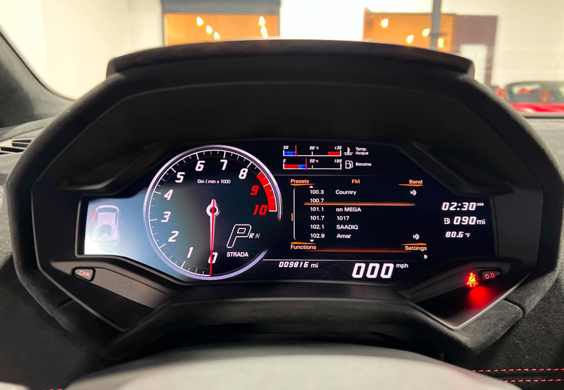 Used 2018 Lamborghini Huracan Performante AWD/4WD image 11