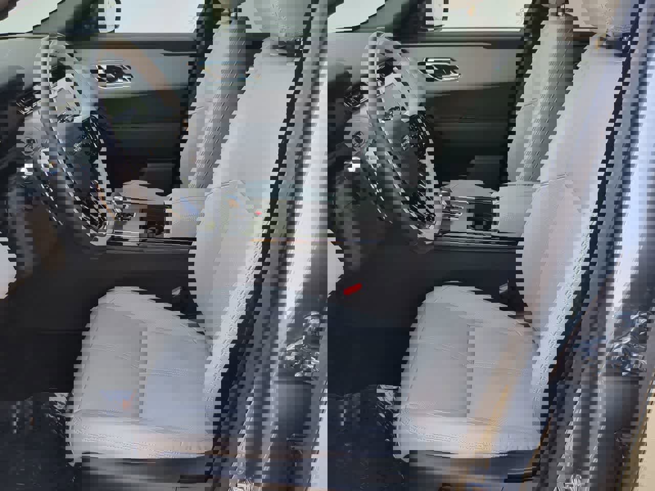 Used 2026 Land Rover Range Rover Velar S image 16