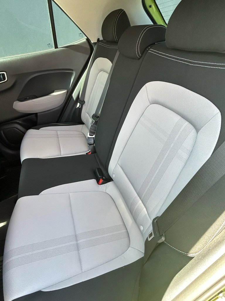 Used 2023 Hyundai Venue SEL image 12