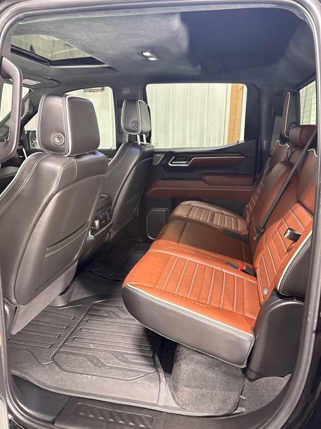 Used 2025 GMC Sierra 1500 Denali Ultimate image 19