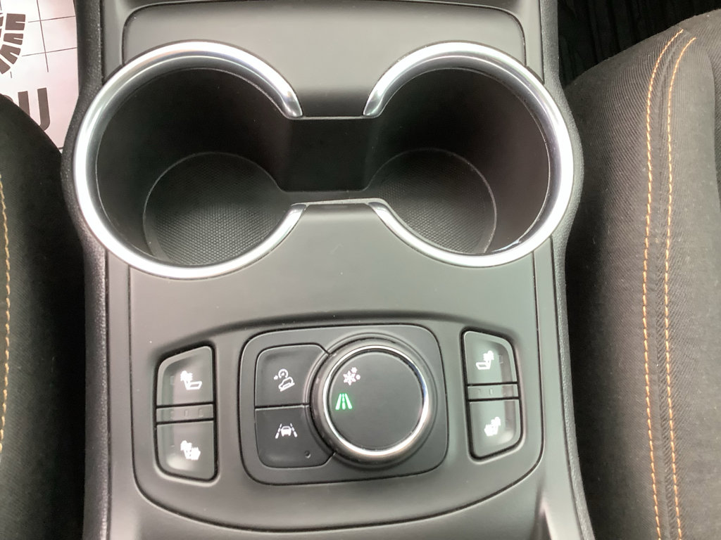 Used 2020 GMC Terrain SLE w/ Driver Convenience Package image 19